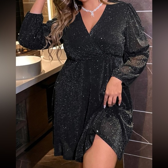 Luxe plus size lantern sleeve glitter party dress - Picture 5 of 16